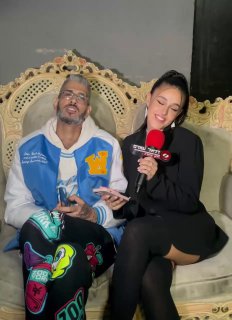 גבירותיי ורבותיי תעשו כבוד למראיינת מאי כהן. הראיון המלא של 10 דקות בדרך, אבל פש...